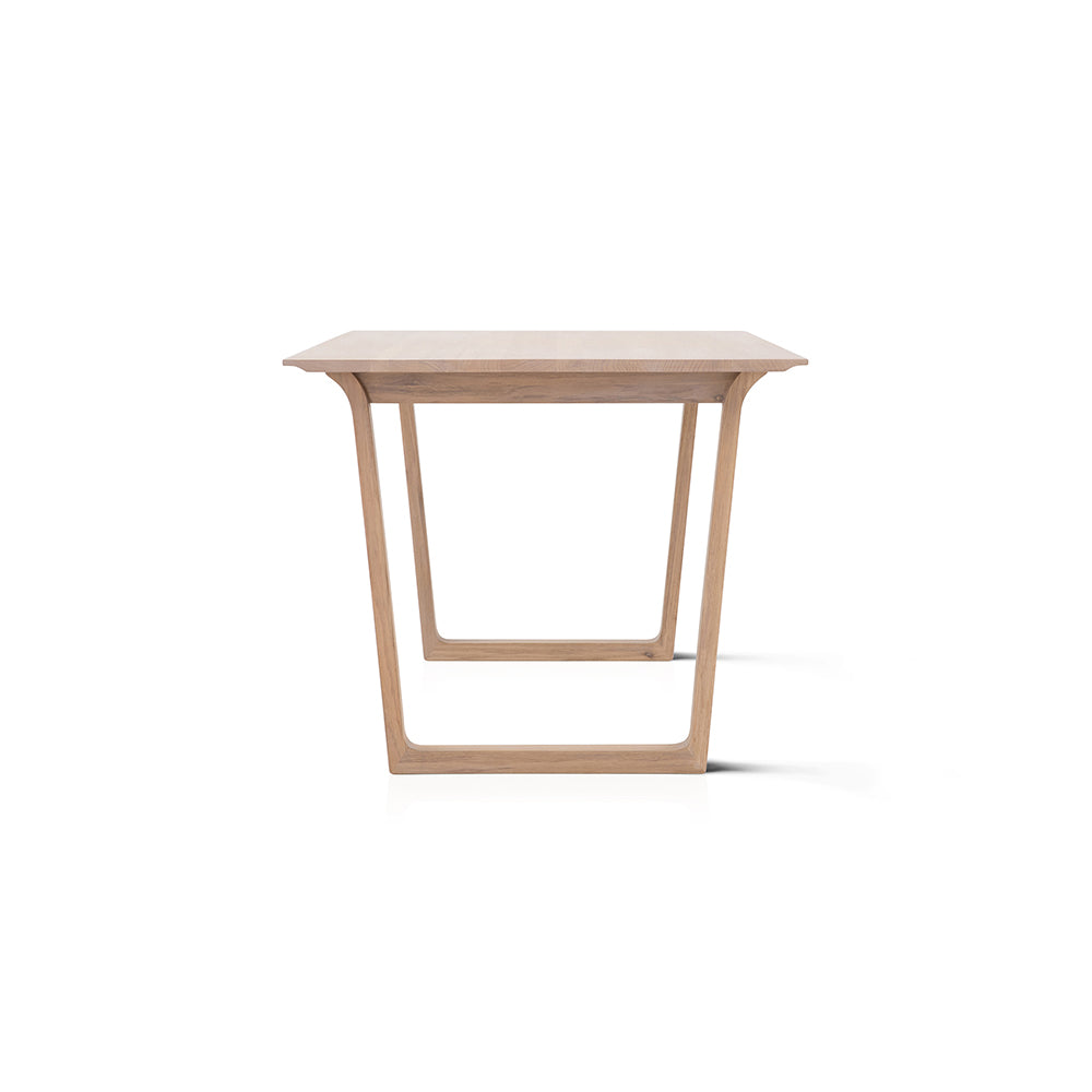 Teeo Dining Table