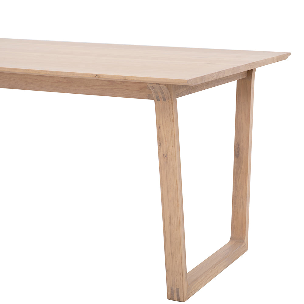 Teeo Dining Table